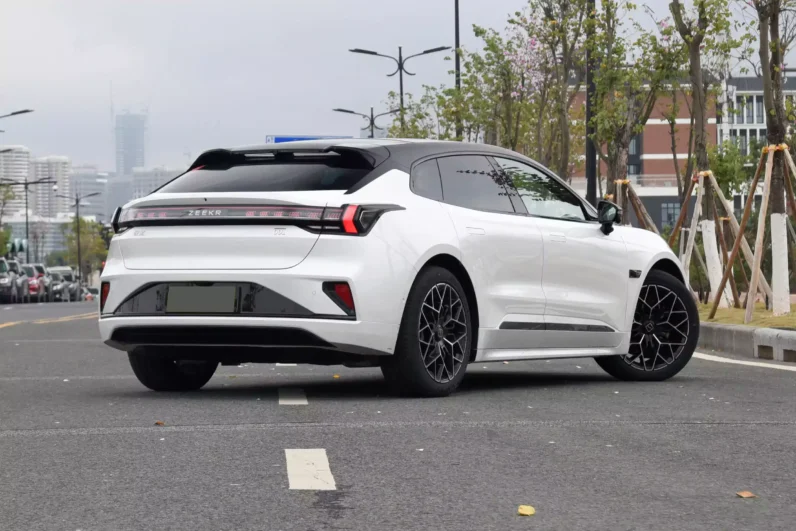 Zeekr 001
